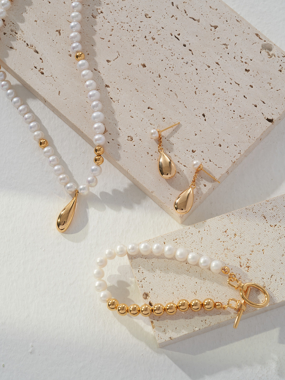 Water Drop Earrings | pearls