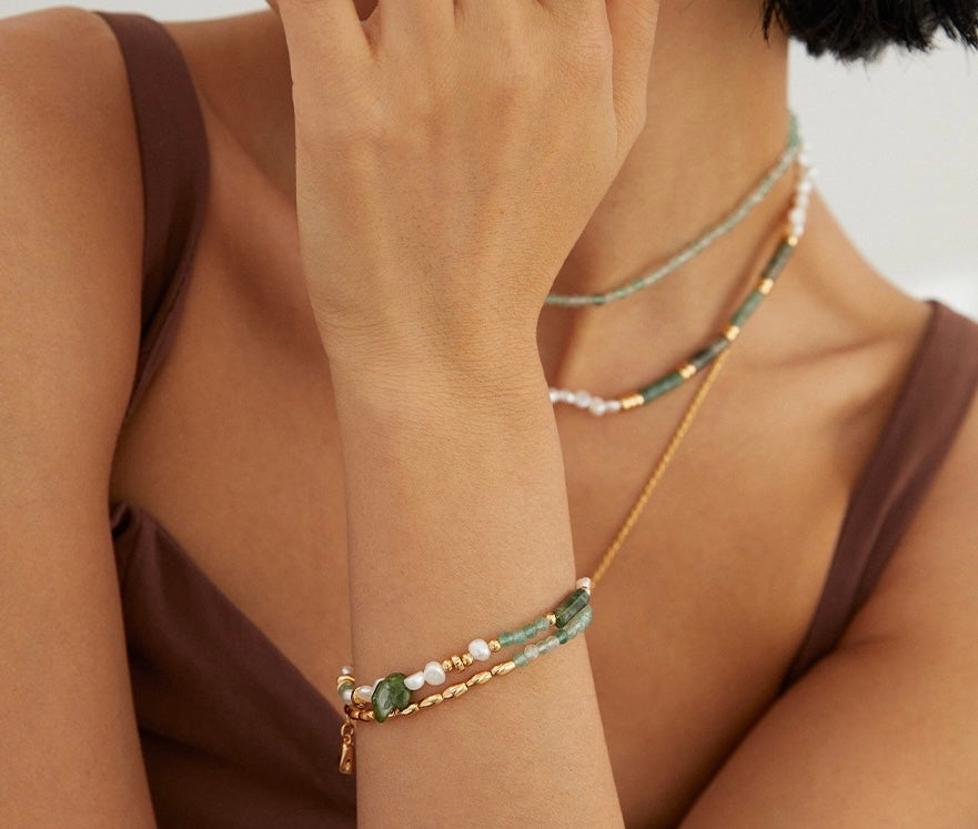 DIY green stone bracelet