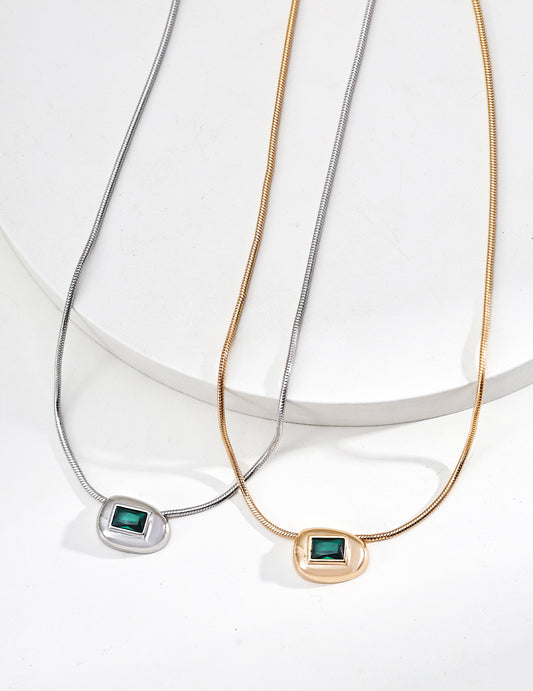 Accent simple stone necklace